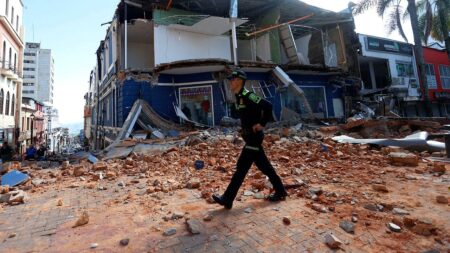 US warns Americans to avoid vacation hot spot amid quake fallout and violent crime