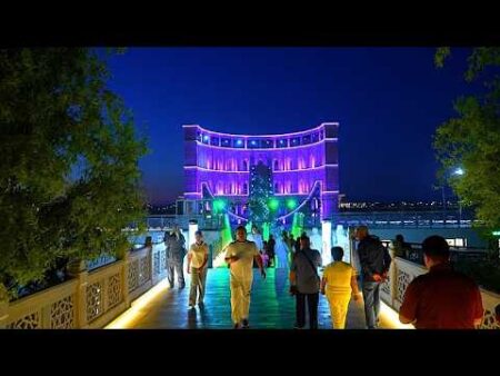 When the city lights up: discovering Uzbekistan after sunset