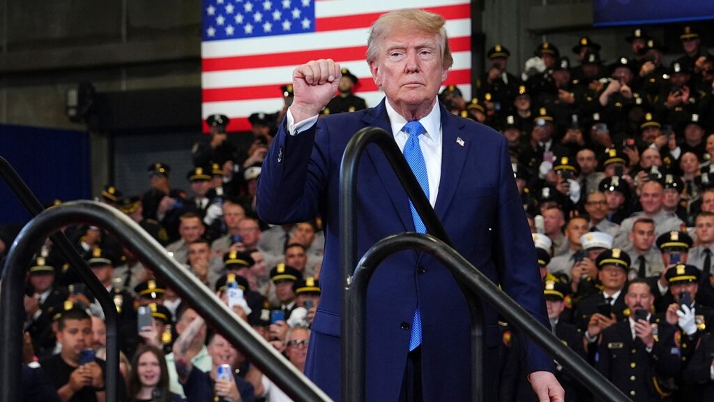 Judge hands Trump, GOP major redistricting win ahead of midterm elections and more top headlines Judge hands Trump, GOP major redistricting win ahead of midterm elections and more top headlines