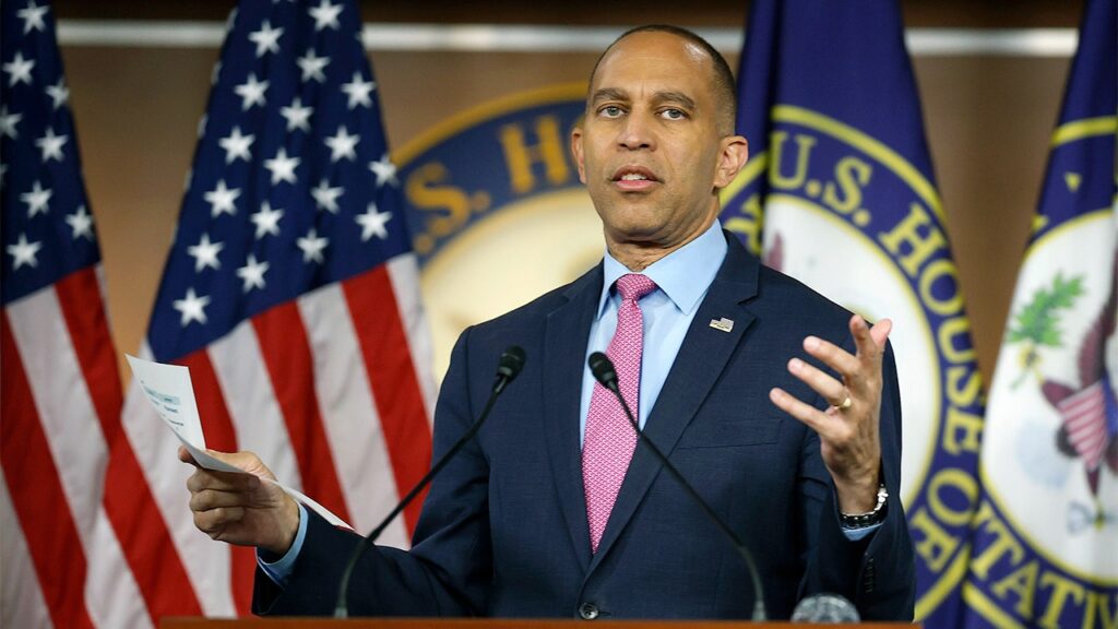 Socialism surges among Democrats as party leaders reject DSA agenda: ‘Pack of fools’ Socialism surges among Democrats as party leaders reject DSA agenda: ‘Pack of fools’