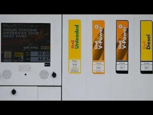 Six EU countries push for windfall tax on oil companies amid surging war profits
