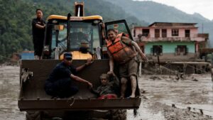 Terrifying video captures people fleeing incoming mudslide at Nepal-China border
