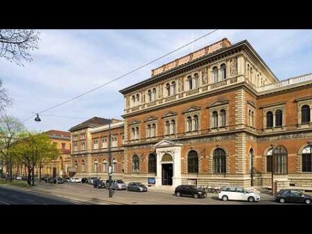 Thieves buy tickets before plundering necklace worth millions from Vienna museum
