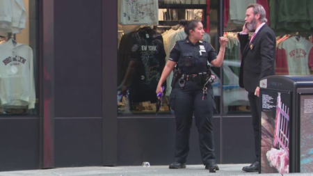 NYPD warns public to avoid Times Square amid officer-involved shooting