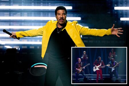 Bay Area fans left stunned as Lionel Richie, Earth, Wind & Fire concert called off over medical emergency moments before showtime