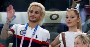 Frankie Grande Promises to Have Sister Ariana’s Back ‘Until the End of Time’ Amid Break News Frankie Grande Promises to Have Sister Ariana’s Back ‘Until the End of Time’ Amid Break News