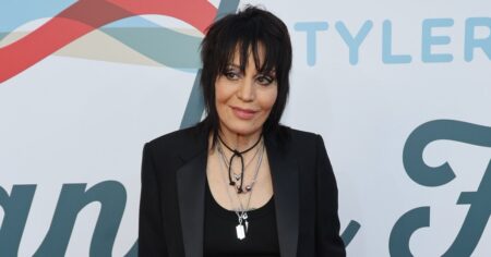 Joan Jett Cancels Shows as Rocker Is Unable to Perform After Surgery for Back Injury