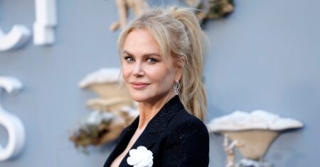 Love Nicole Kidman’s ,300 Go-With-Everything Purse? This Chic Lookalike Is Nearly 99% Less