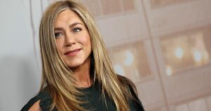 Jennifer Aniston’s ’90s Weekender Is the Roomy Carryall That Fits It All — Get the Look for 