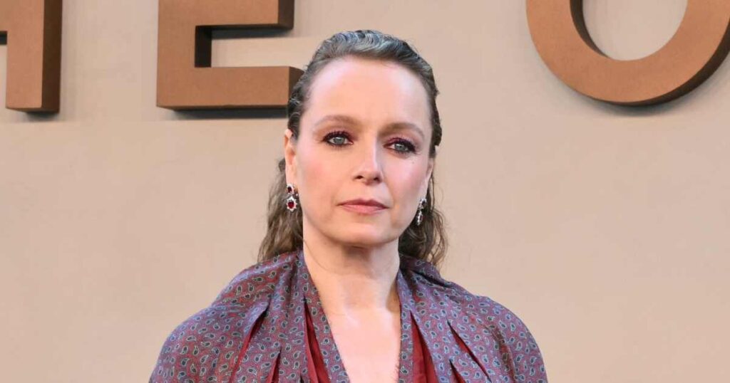 The Odyssey’s Samantha Morton Recalls Being Homeless Amid Mom’s Mental Health, Dad’s Alcoholism Battles The Odyssey’s Samantha Morton Recalls Being Homeless Amid Mom’s Mental Health, Dad’s Alcoholism Battles