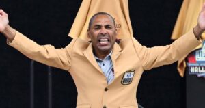NFL Legend Roger Craig, 66, Announces Vascular Dementia Diagnosis During Pro Football Hall of Fame Speech