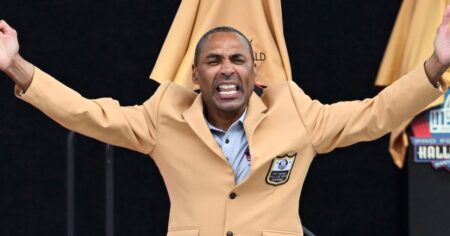 NFL Legend Roger Craig, 66, Announces Vascular Dementia Diagnosis During Pro Football Hall of Fame Speech