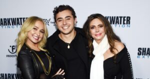 Hayden Panettiere’s Mom Lesley Vogel Gets Emotional About the Sudden Deaths of Her 2 Children