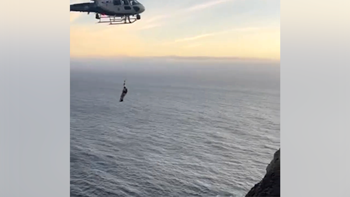 Video shows Big Sur climber helicopter rescue