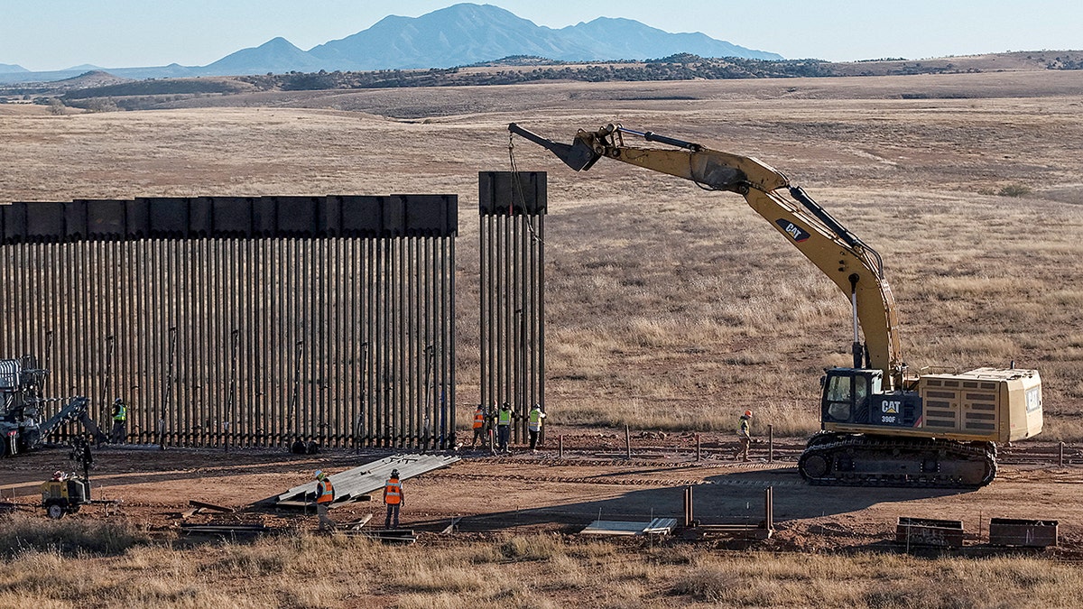 Border Wall Construction in Arizona in 2025