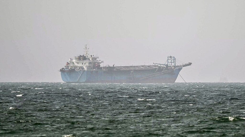 Trade vessel struck by projectile in Strait of Hormuz amid US-Iran talks Trade vessel struck by projectile in Strait of Hormuz amid US-Iran talks
