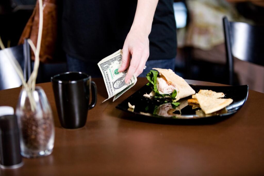 Californians revealed as awfully cheap tippers in new national rankings Californians revealed as awfully cheap tippers in new national rankings