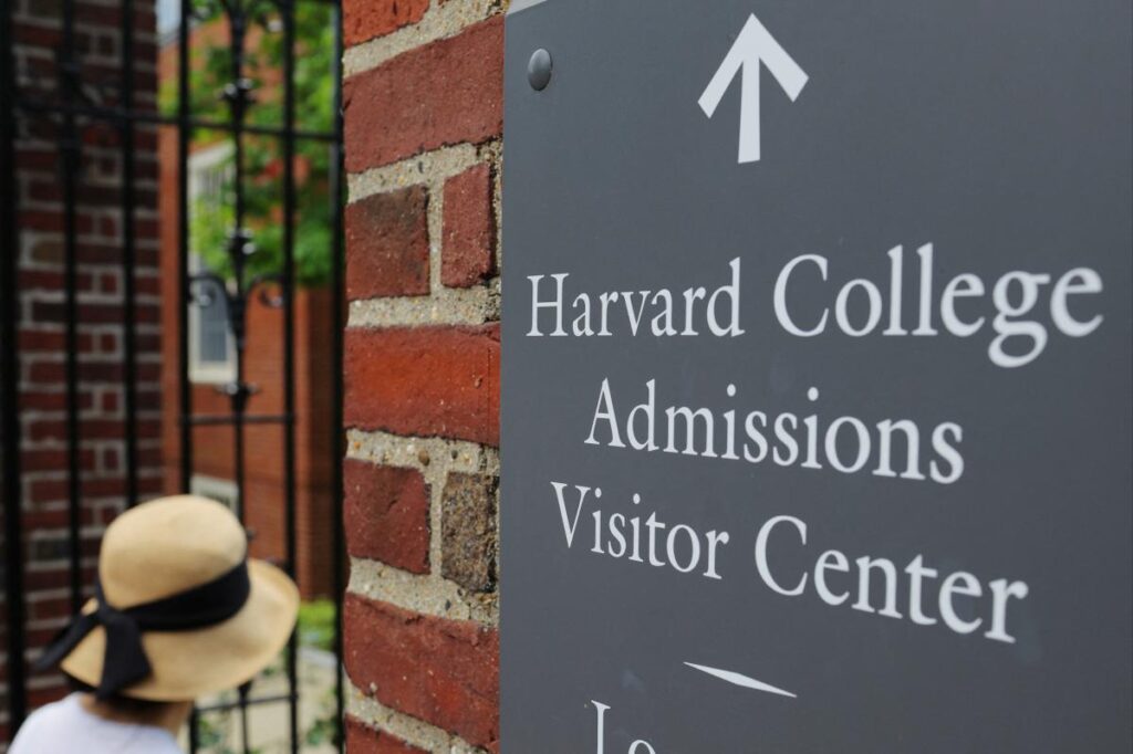 AI is revolutionizing college applications — but expert warns everyone is starting to sound like clones as a result