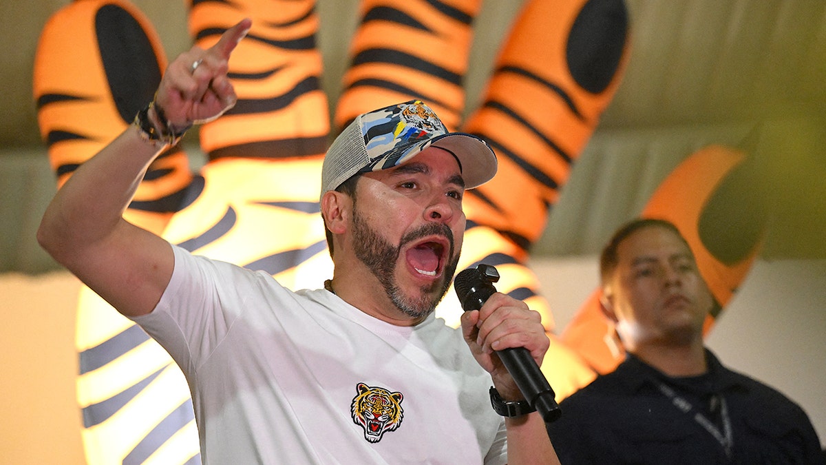 Colombian presidential candidate 'El Tigre'