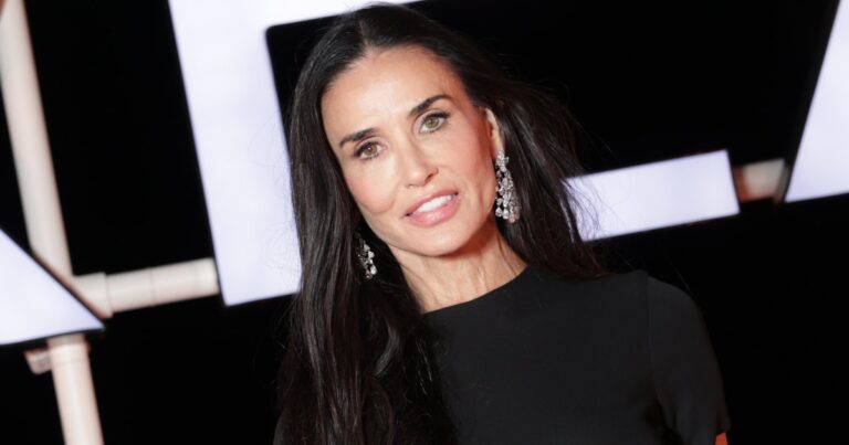 Demi Moore’s Crisp Button-Down Shirt Has 1 Detail We Can’t Get Over — We Found a Similar Look Demi Moore’s Crisp Button-Down Shirt Has 1 Detail We Can’t Get Over — We Found a Similar Look