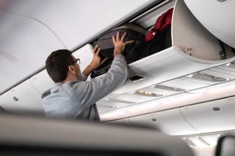 Australian airline Jetstar will charge passengers to use overhead lockers for their bags