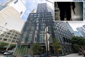 36-year-old man fatally stabbed in luxe NYC apartment building: police 36-year-old man fatally stabbed in luxe NYC apartment building: police