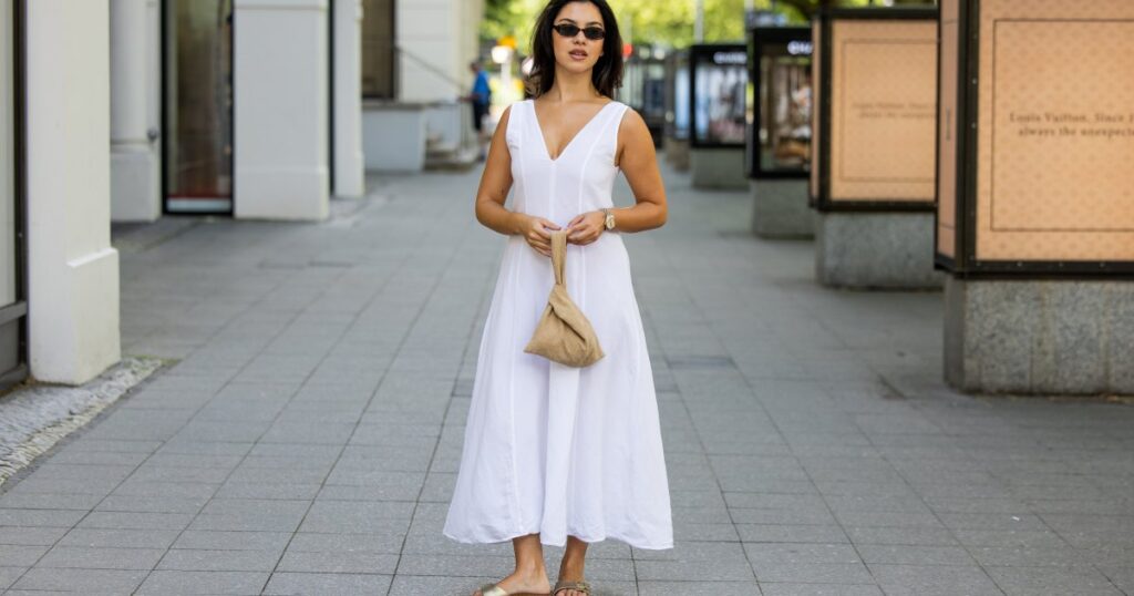 Broad Shoulders? This Specific Dress Visually Softens the Upper Arms — Starting at Broad Shoulders? This Specific Dress Visually Softens the Upper Arms — Starting at