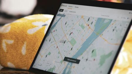 Useful websites frequent flyers need to know about