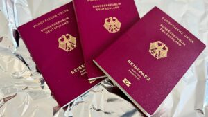 Wrapping passports in foil to stop hackers: new travel trend goes viral