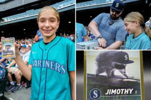 Teen’s rare gold Jimothy rookie card fetches a fortune on eBay auction Teen’s rare gold Jimothy rookie card fetches a fortune on eBay auction