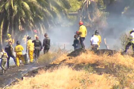 2 killed in fiery California plane crash