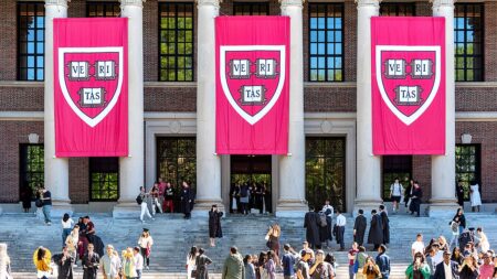 Man allegedly brandishes edged weapon at Harvard-area coffee shop, prompting campus shelter-in-place