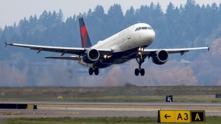 ‘We need to return immediately,’ flight crew warns as pilot health emergency unfolds