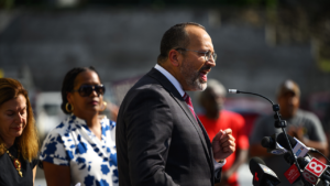 Non-citizen police officers approved after Dem says ICE ‘invasion’ ‘sends a message’