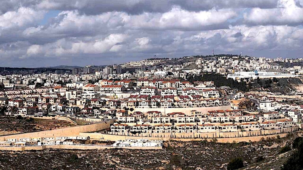 Britain’s dramatic crackdown on Israeli settlements sparks fierce response as US blowback looms Britain’s dramatic crackdown on Israeli settlements sparks fierce response as US blowback looms