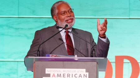Smithsonian head Lonnie Bunch to retire amid allegations of far-left woke messaging at museums Smithsonian head Lonnie Bunch to retire amid allegations of far-left woke messaging at museums