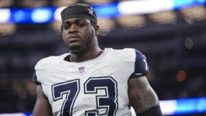 Dallas Cowboys All-Pro LG Tyler Smith To Miss 4-6 Weeks Due To Thumb Surgery Dallas Cowboys All-Pro LG Tyler Smith To Miss 4-6 Weeks Due To Thumb Surgery