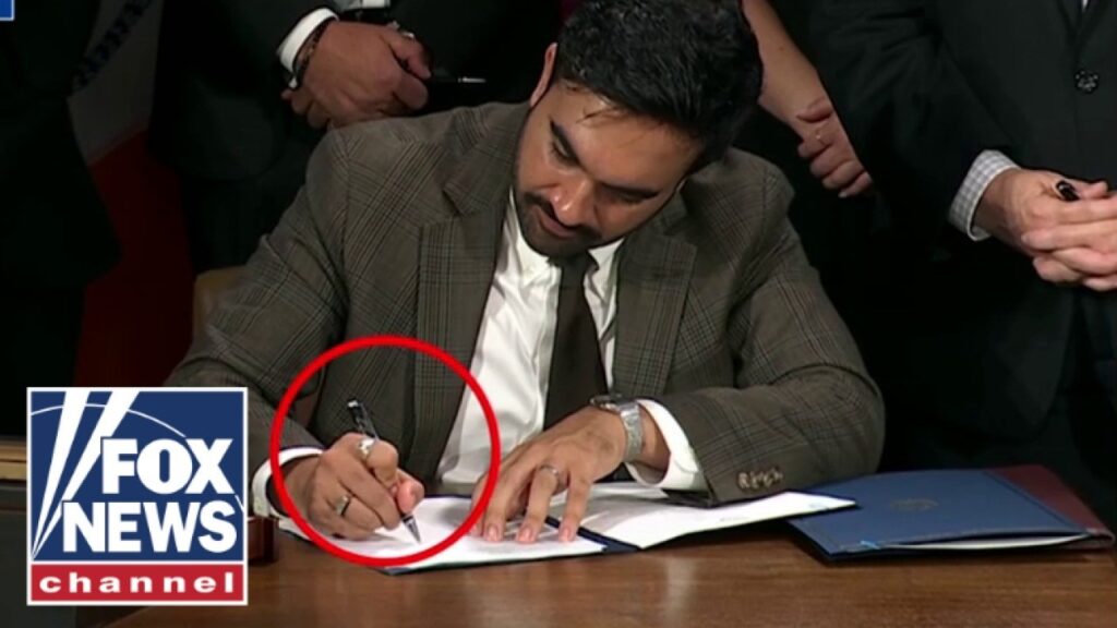 ‘TONE DEAF’: Mamdani hands ceremonial 9/11 pen to al Qaeda defense lawyer