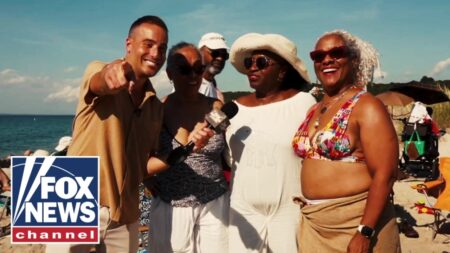 ‘Watters’ CRASHES Obama’s vacation spot ‘Watters’ CRASHES Obama’s vacation spot