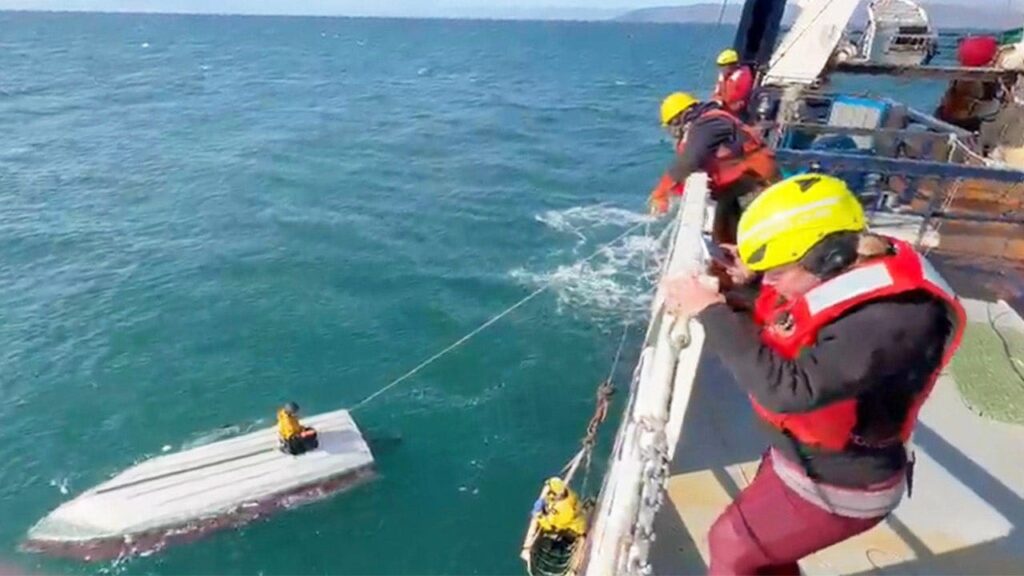 Alaska teen rescued after 3 days in frigid waters reveals tragic end for 2 family members Alaska teen rescued after 3 days in frigid waters reveals tragic end for 2 family members