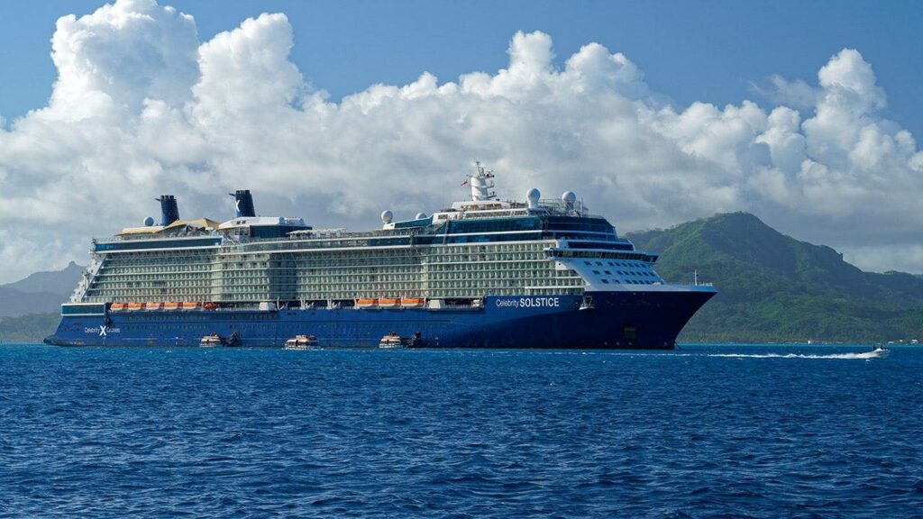 Cruise vacation takes frightening turn as passenger is airlifted from ship Cruise vacation takes frightening turn as passenger is airlifted from ship
