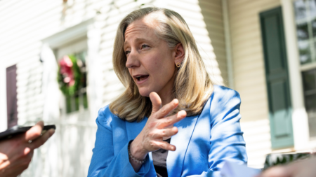 Spanberger sparks outrage after sneakily ending Youngkin-era women’s sports protections