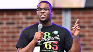 Impeached Georgia mayor speaks out after sexting, spending scandals result in ouster