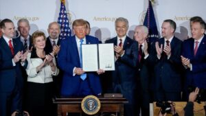 Trump unveils America.gov as AI-powered hub for passports, Medicare enrollment and more Trump unveils America.gov as AI-powered hub for passports, Medicare enrollment and more