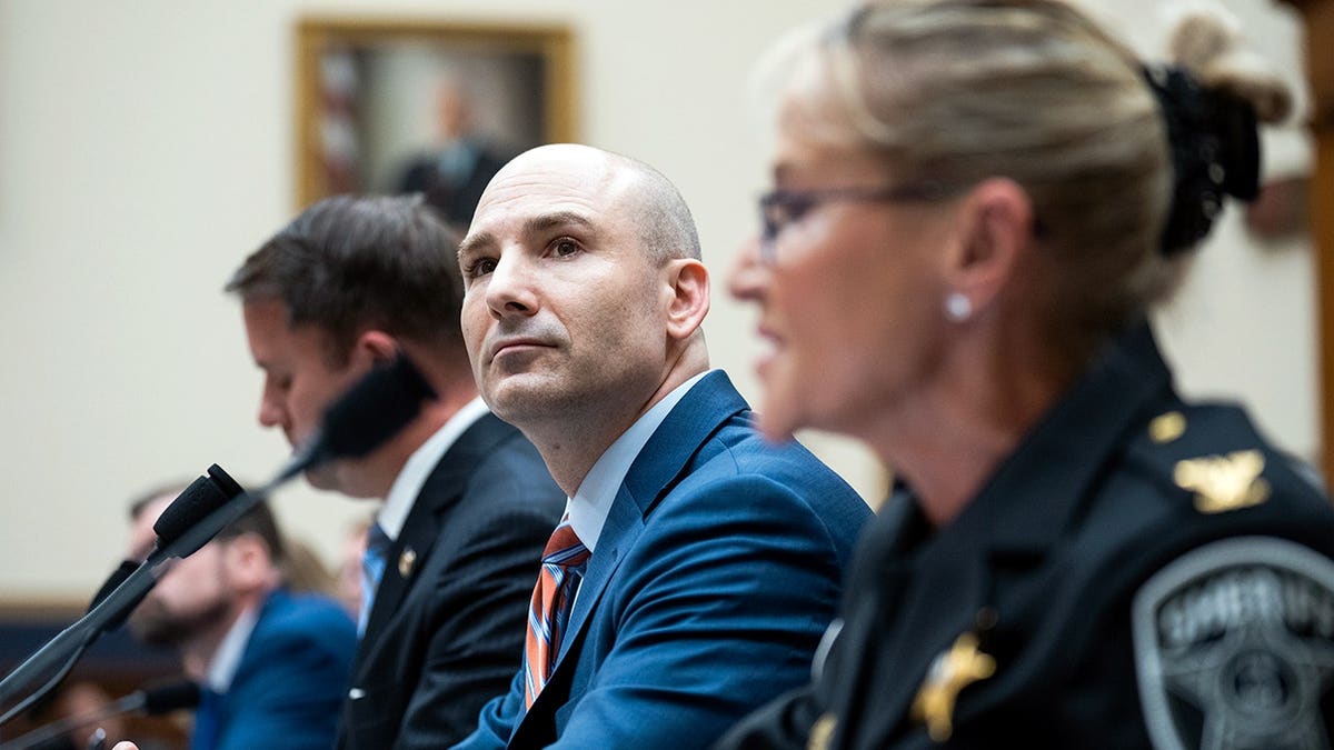 Descano and Kincaid testify on illegal immigration detainer procedures