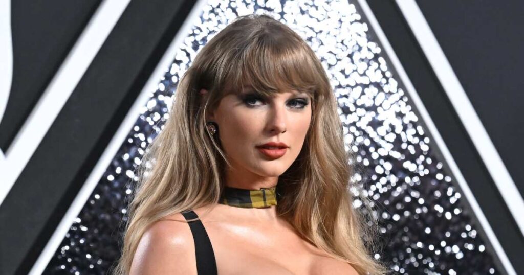 Taylor Swift’s ‘Patient Zero’ Cover Art Attracts Fans’ Photoshop Claims: ‘Looks Seriously Off’ Taylor Swift’s ‘Patient Zero’ Cover Art Attracts Fans’ Photoshop Claims: ‘Looks Seriously Off’