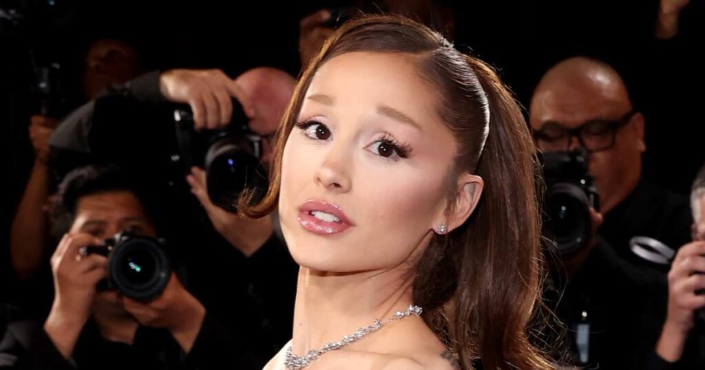 Ariana Grande Says She’s Suffering From ‘Deep Cut’ and Can’t Wear Heels on Tour Before Public Break Ariana Grande Says She’s Suffering From ‘Deep Cut’ and Can’t Wear Heels on Tour Before Public Break