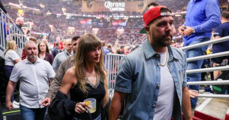 Taylor Swift and Travis Kelce Enjoy Date Night at the Chiefs Player’s Kansas City Restaurant