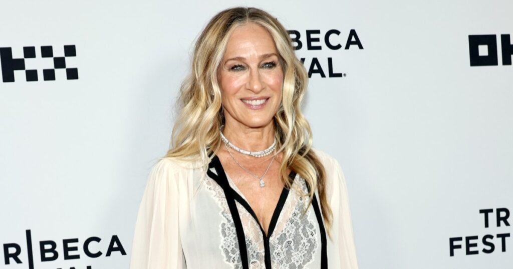 Sarah Jessica Parker Can’t Live Without Lip Gloss — And She Swears by This Drugstore Pick Sarah Jessica Parker Can’t Live Without Lip Gloss — And She Swears by This Drugstore Pick