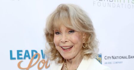Barbara Eden, 95, Addresses ‘Miscommunication’ After Canceling Appearance Due to ‘Illness’